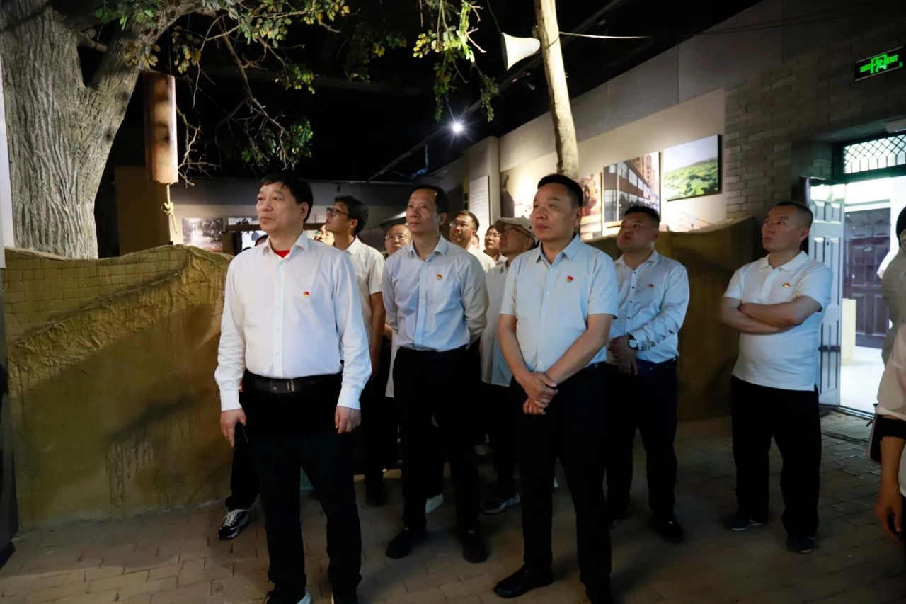 砥砺初心使命，汲取奋进力量丨LD官方电竞（中国）有限公司官网乳业集团党委组织开展学习“焦裕禄精神”主题党日活动