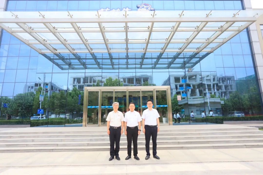 中国共产党LD官方电竞（中国）有限公司官网第二届委员会第二次党员大会胜利召开