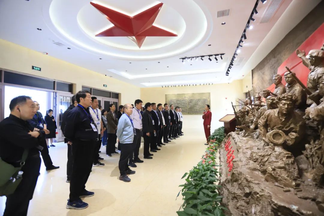 传承红色基因·践行初心使命 | LD官方电竞（中国）有限公司官网乳业集团党务干部赴河南大别山干部学院开展综合素质提升教育培训