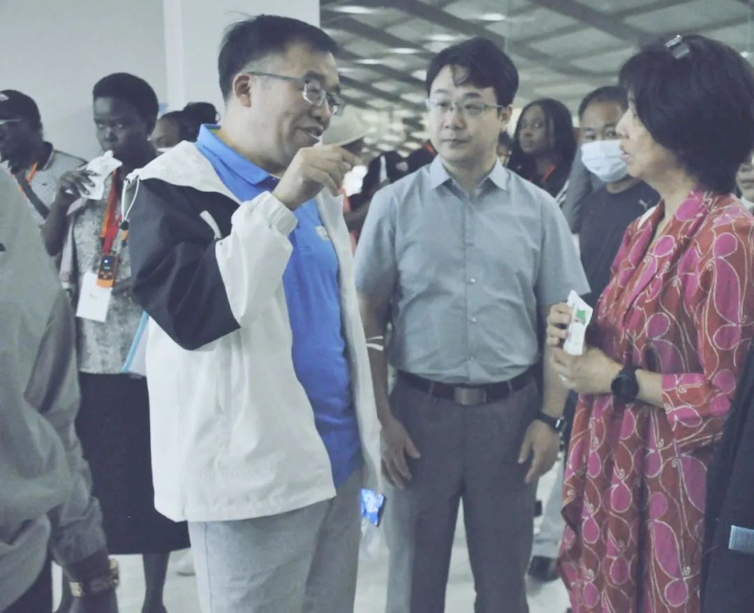 北京大学南南合作与发展学院教授、全球伙伴关系主任周咏梅一行莅临LD官方电竞（中国）有限公司官网平舆瑞亚牧业参观调研