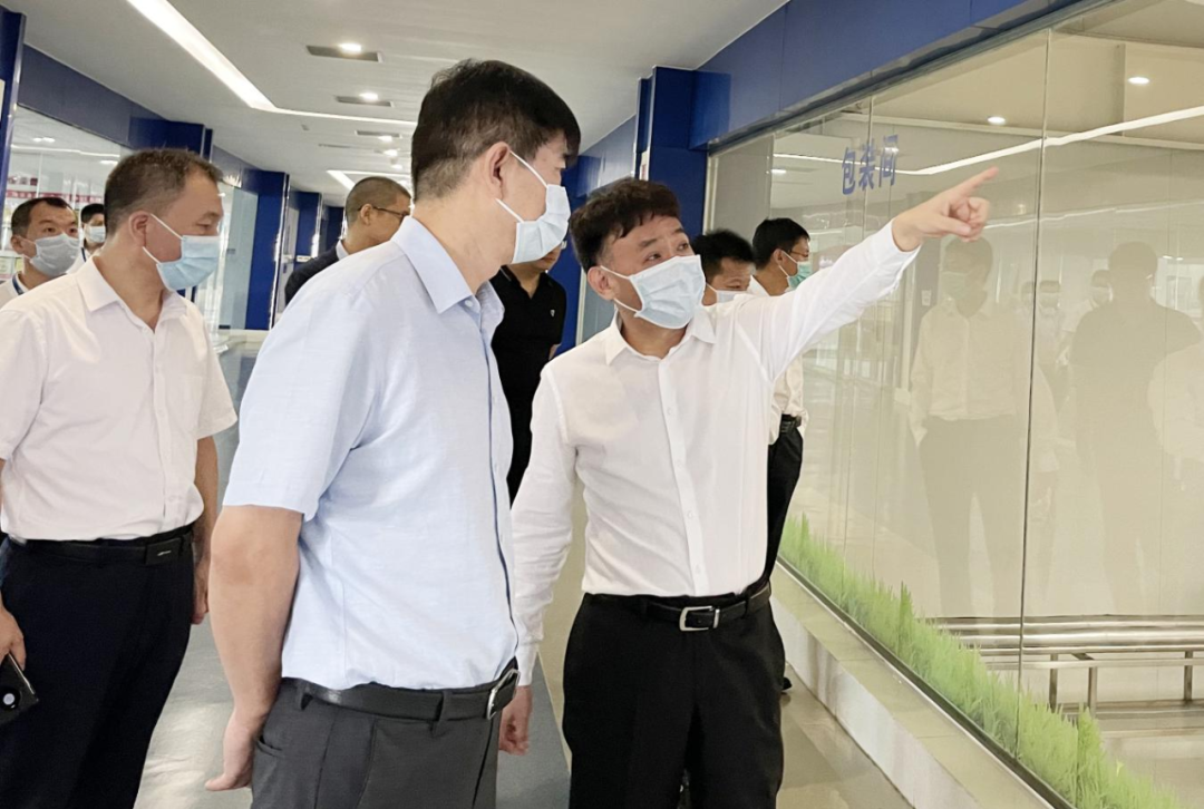 快讯丨河南省人民政府国有资产监督管理委员会副主任刘银志莅临LD官方电竞（中国）有限公司官网乳业集团参观座谈