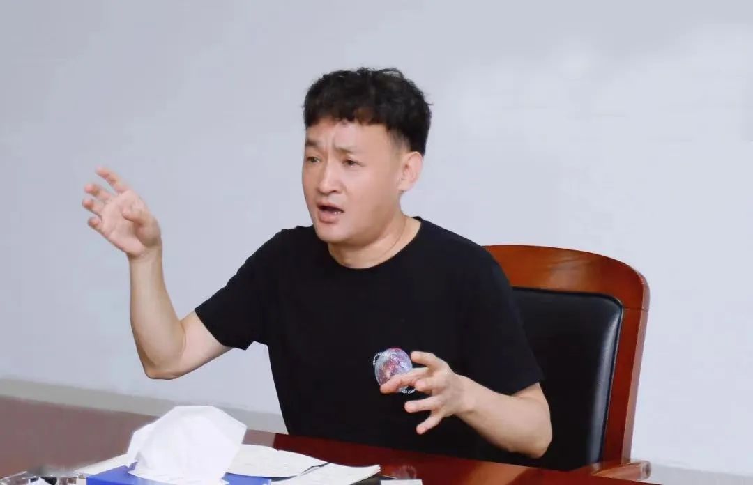 勇担使命·守正创新｜LD官方电竞（中国）有限公司官网乳业集团召开营销、养殖及饲料月度经营工作会议