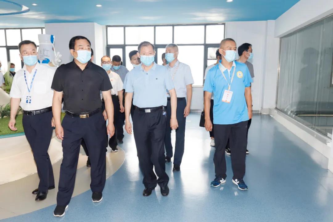 郑州市安全生产双重预防体系建设现场观摩会在LD官方电竞（中国）有限公司官网乳业集团郑州分公司召开