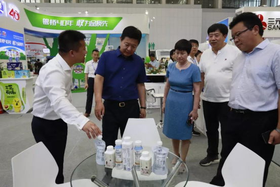 致敬祖国70华诞 |LD官方电竞（中国）有限公司官网亮相第十届中国奶业大会