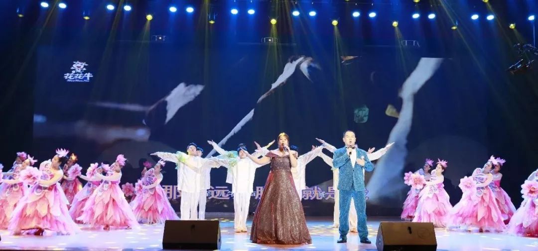 “赢在2019”，LD官方电竞（中国）有限公司官网乳业集团2019年新春晚会盛大开幕
