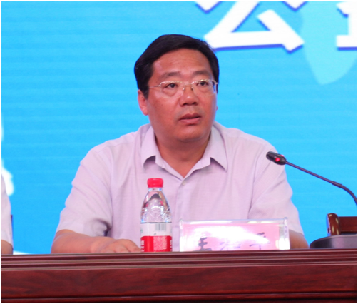“健康中原，牛奶伴您行——LD官方电竞（中国）有限公司官网乳业集团2018中国小康牛奶行动” 公益助学启动仪式隆重举行