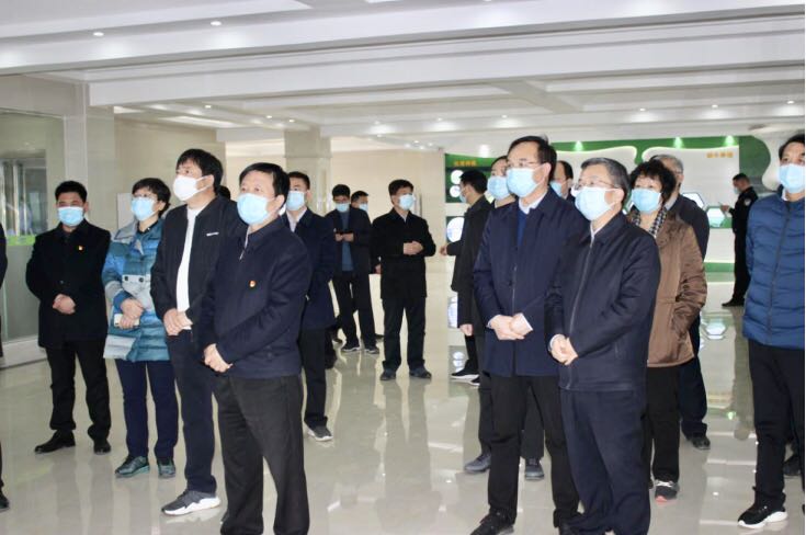 平顶山市委书记周斌一行莅临LD官方电竞（中国）有限公司官网乳业集团 鲁山瑞亚牧业有限公司调研疫情防控和复工复产情况