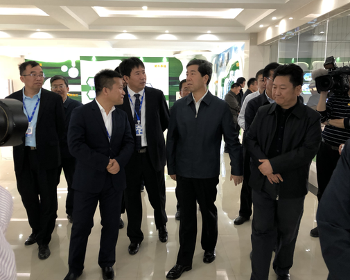 河南省委副书记、省长陈润儿一行莅临 LD官方电竞（中国）有限公司官网集团鲁山瑞亚牧业有限公司视察调研