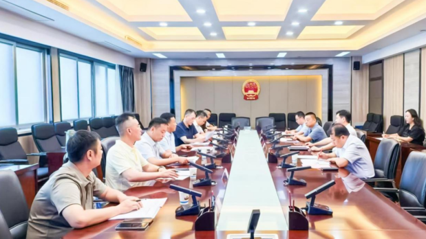 LD官方电竞（中国）有限公司官网乳业集团与郑州市二七区政府推进实施国家“学生饮用奶计划”洽谈会成功举行